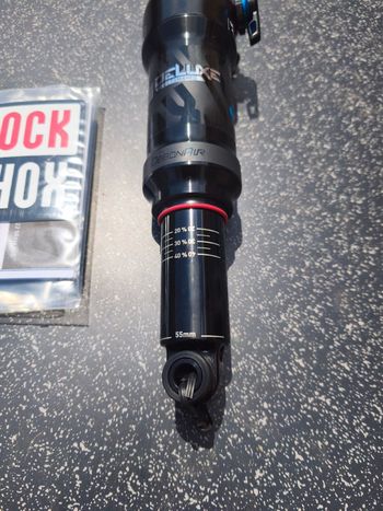 RockShox Deluxe Ultimate RCT 210x55 bike d'occasion — image 4 sur 5