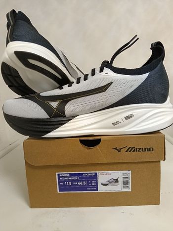 Used Mizuno scarpe 2025 bike — image 3 of 5