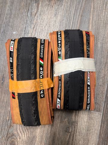 Used Challenge Gravel Grinder TLR 46 Satz 2025 Tyres & Tubes