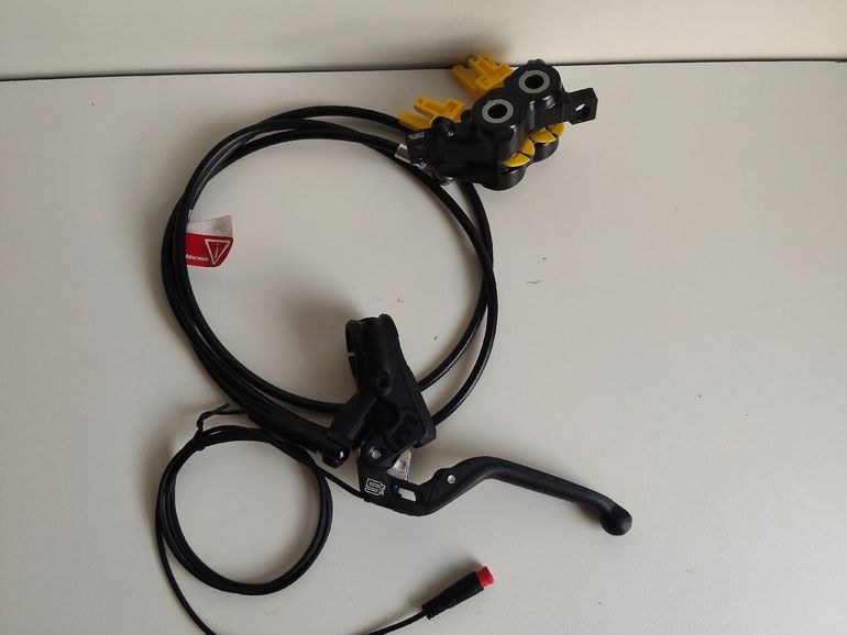 Used Magura FRENO DELANTERO MT5E 2025 bike — image 5 of 6