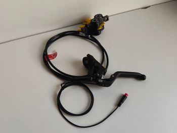 Used Magura FRENO DELANTERO MT5E 2025 bike — image 3 of 6