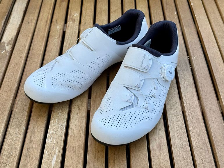 Tweedehands Shimano SH-RC302 Wide White 2025 bike — afbeelding 1 van 6