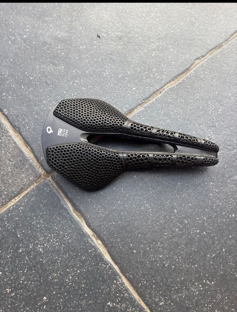 Used Prologo Nago 3D nack Zadel 2025 Saddles & Seatposts