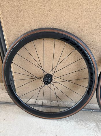 Used Bontrager Aeolus Elite 35 TLR Disc Wheel 2024 bike — image 2 of 7