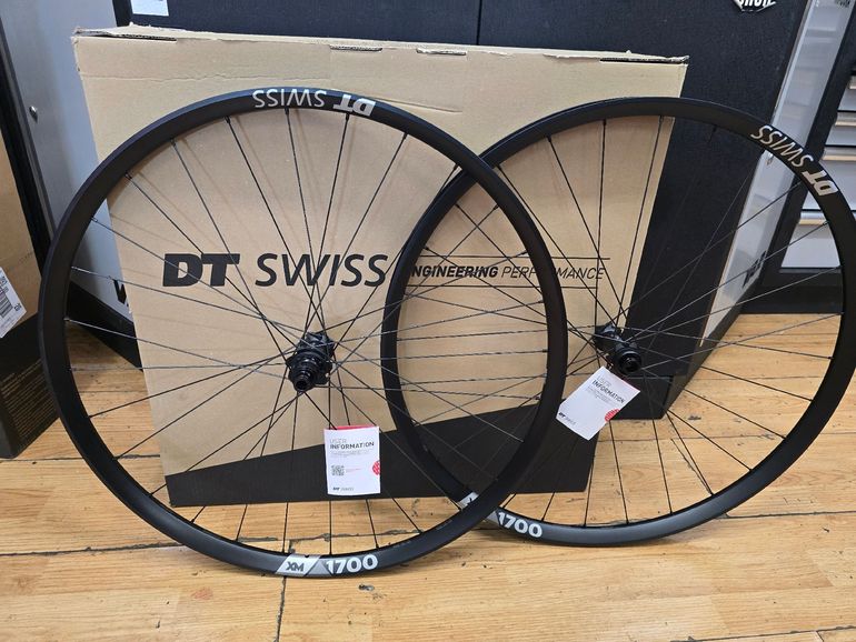 Used Dt Swiss XR1700 Wheels bike — image 1 of 6