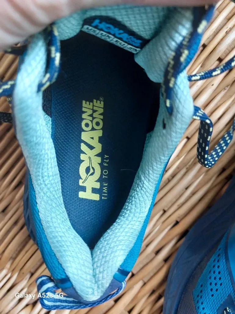 Gebrauchtes Hoka Running Shoes 37 1/3 bike — Bild 2 von 5