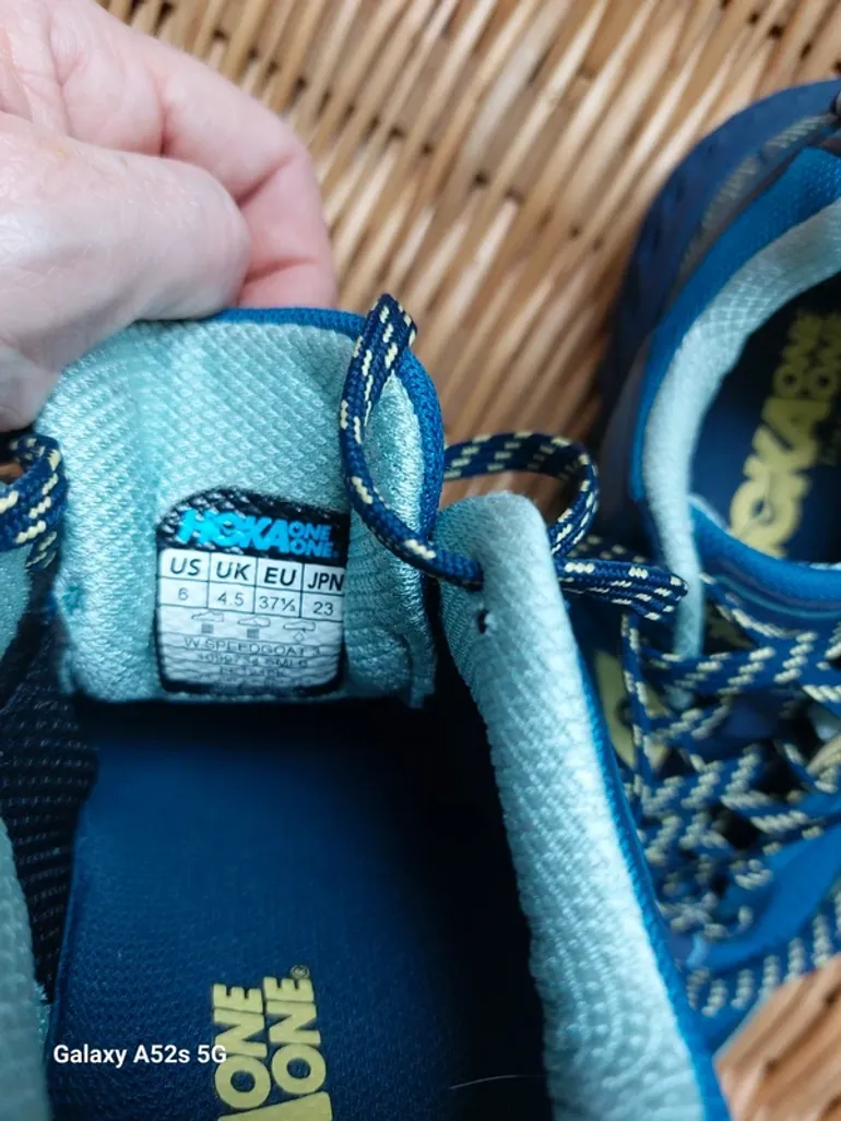 Gebrauchtes Hoka Running Shoes 37 1/3 bike — Bild 3 von 5