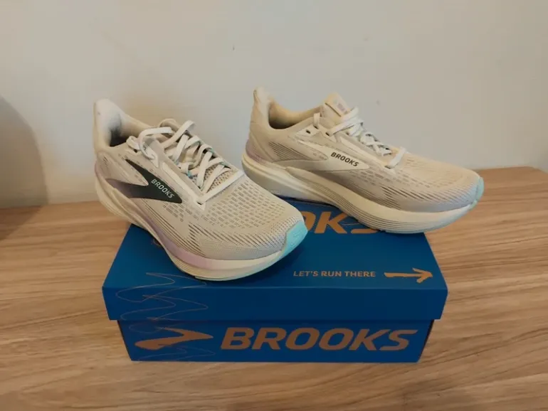 Gebrauchtes Brooks Running shoes women size 40 bike — Bild 7 von 10
