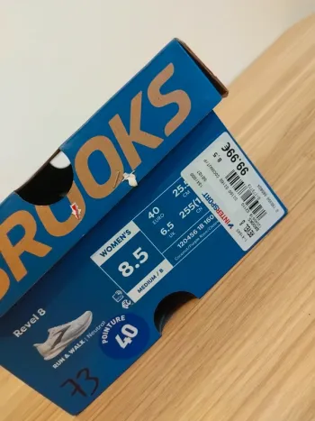 Gebrauchtes Brooks Running shoes women size 40 bike — Bild 2 von 10