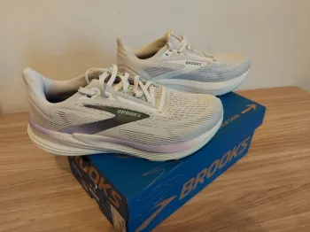 Gebrauchtes Brooks Running shoes women size 40 bike