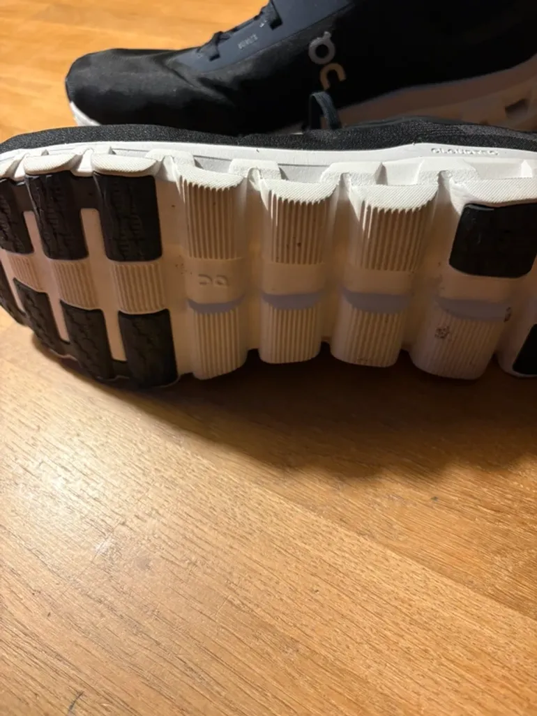 Gebrauchtes On Running Cloudflow bike — Bild 2 von 5
