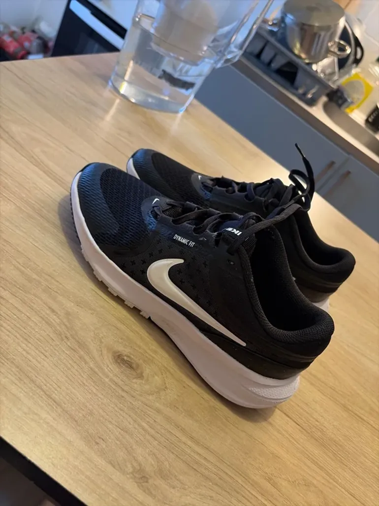 Nike Basket bike usato — immagine 3 di 11