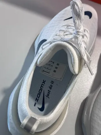 Použité Nike Zoom X Invincible Run FK 3 bike — obrázek 7 z 15