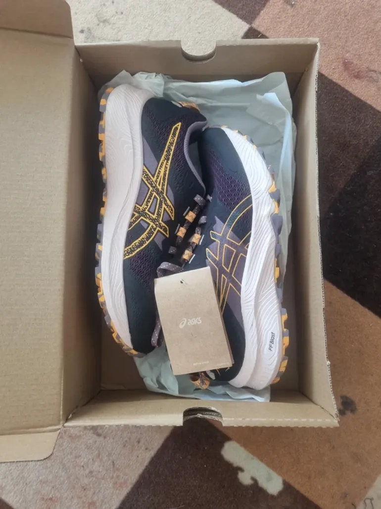 Used Asics Trabuco Terra 2 bike — image 2 of 7
