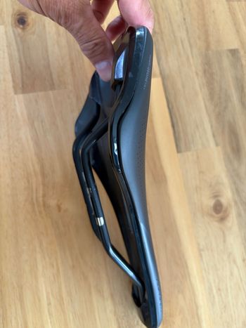 selle specialized Phenom 143 mm bike d'occasion — image 3 sur 4