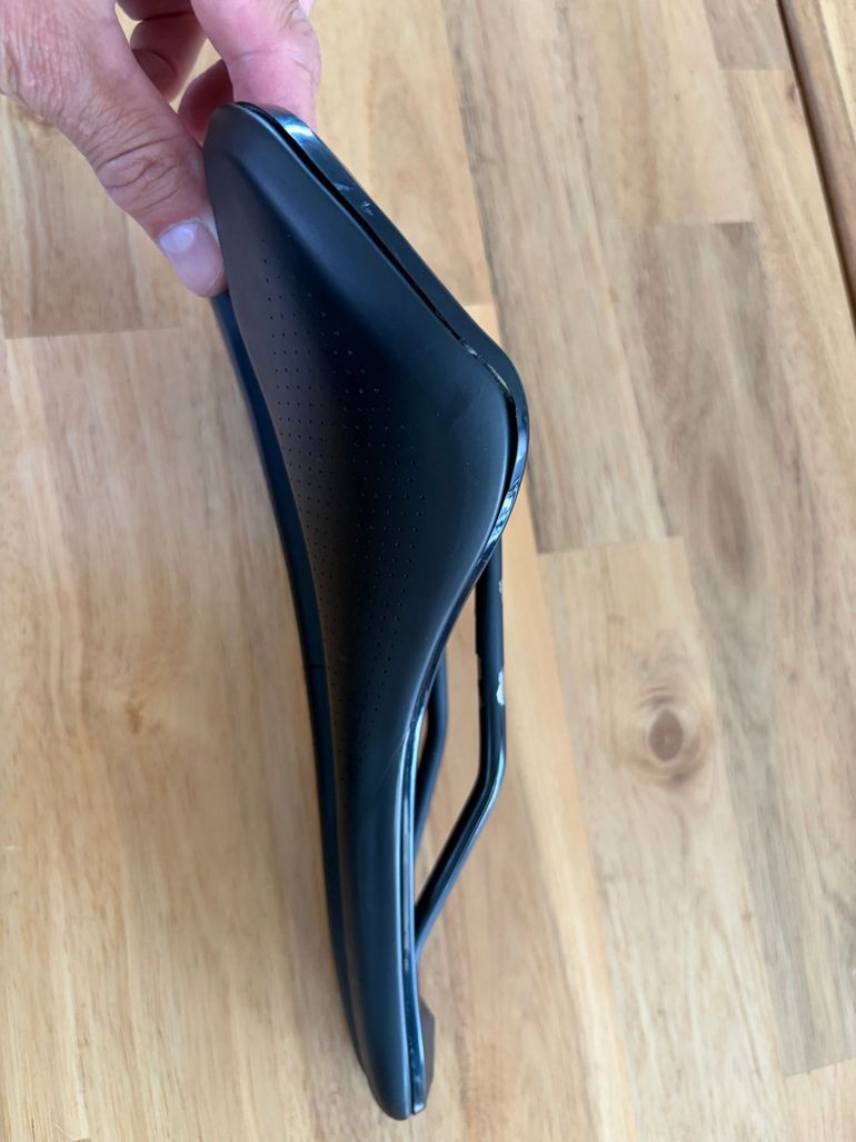 selle specialized Phenom 143 mm bike d'occasion — image 4 sur 4