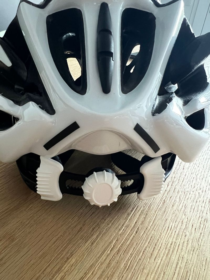 Kask Mojito Helmet bike d'occasion — image 4 sur 8