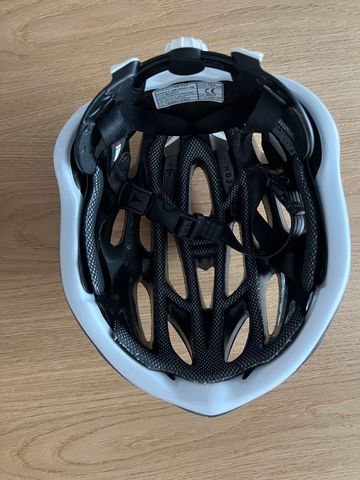 Kask Mojito Helmet bike d'occasion — image 7 sur 8