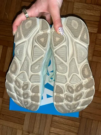 Hoka Clifton 10W bike de segunda mano — imagen 3 de 5