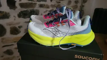 Brugt Saucony Xodus Ultra 4 bike — billede 4 af 11