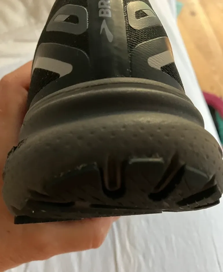 Used Brooks Sneaker bike — image 2 of 5