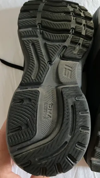 Used Brooks Sneaker bike — image 4 of 5