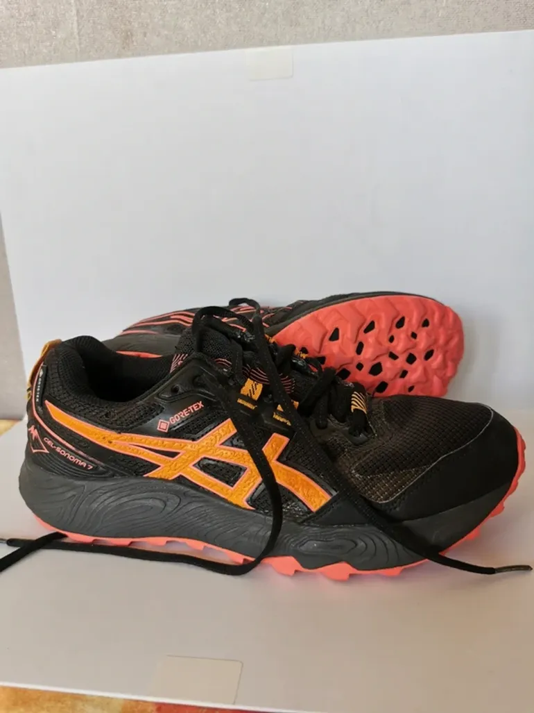 Asics Gel Gore-Tex bike usato — immagine 2 di 7