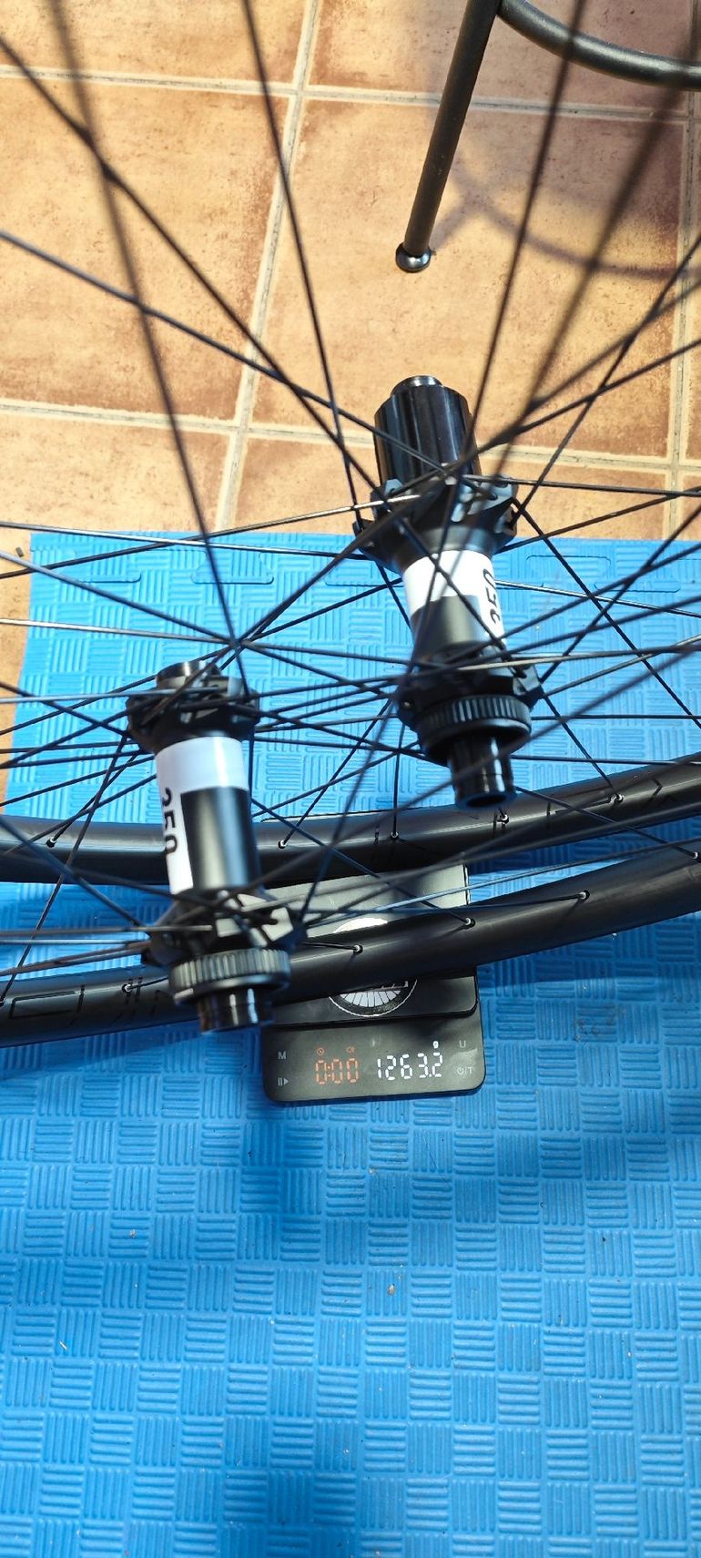 Used Dt Swiss Nextie Omega Supreme 2026 bike — image 9 of 9