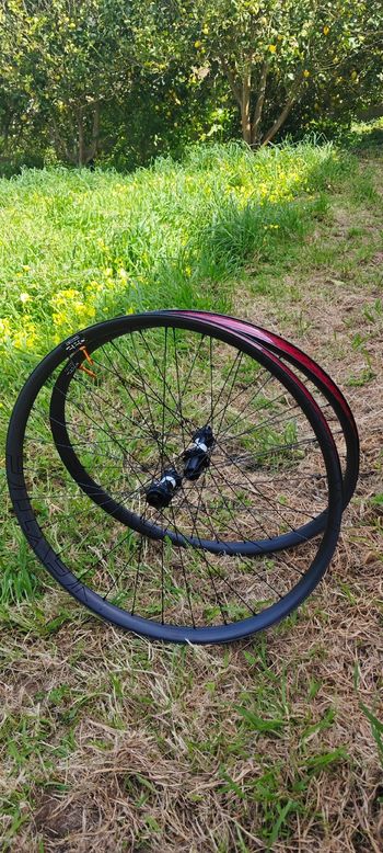 Used Dt Swiss Nextie Omega Supreme 2026 bike — image 8 of 9