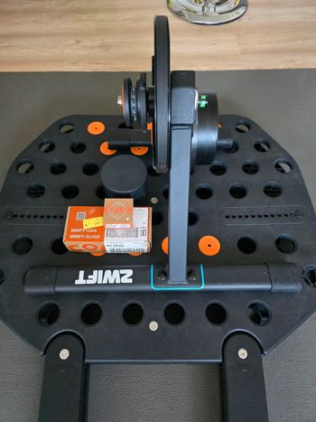 Zwift Hub & Leeze Boomboard bike de segunda mano — imagen 2 de 3