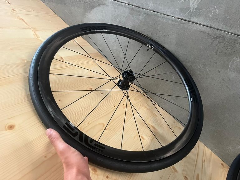 Used Enve SES 3.4 Wheelset bike — image 2 of 5