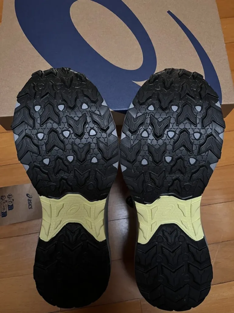 Asics Gel Venture 10 bike usato — immagine 2 di 6