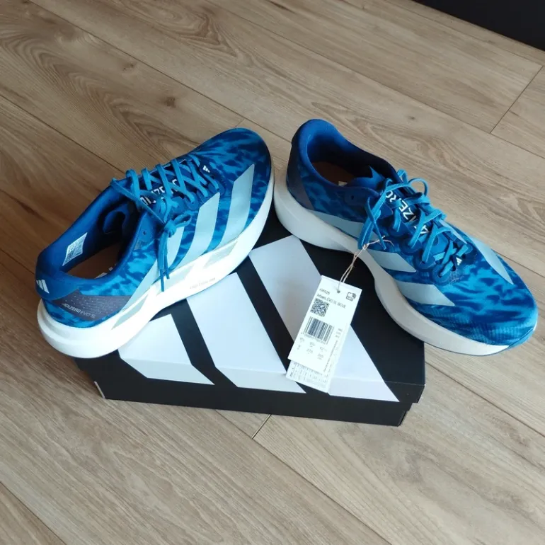 Adidas Adizero Evo SL Woven bike d'occasion — image 2 sur 6
