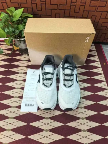 Použité On Running Shoes bike — obrázek 4 z 8
