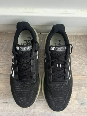 Gebrauchtes New Balance Fresh Foam X 1080v13 bike