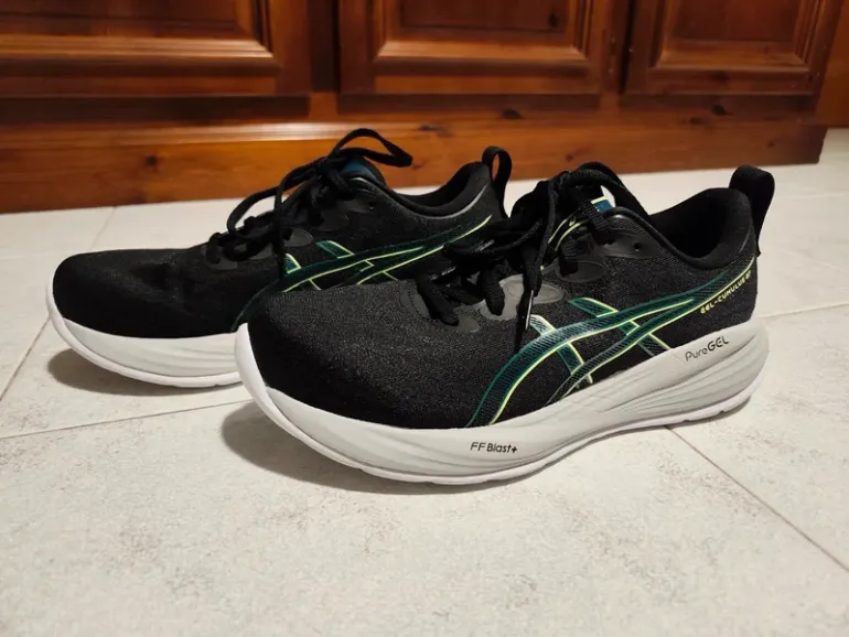 Gebrauchtes Asics Gel-Cumulus 27 2025 bike — Bild 2 von 15