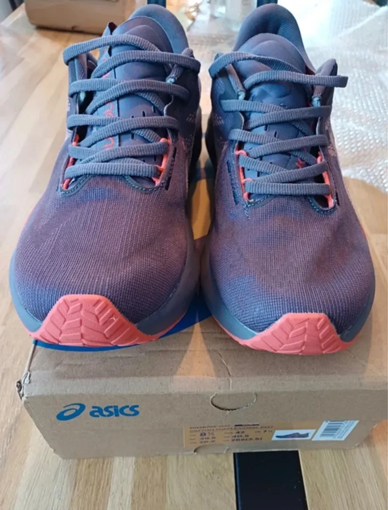 Asics Novablast 5 bike de segunda mano — imagen 3 de 6