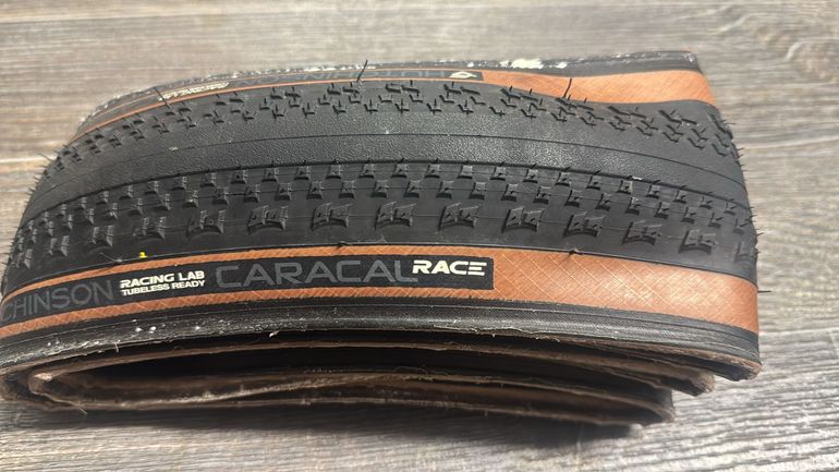Used Hutchinson Caracal Race TLR 40 - 622 2025 bike — image 2 of 2