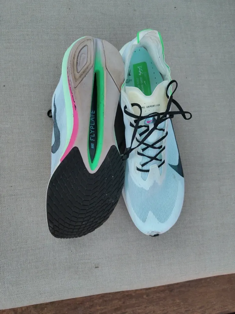 Nike Vaporfly 04 bike de segunda mano — imagen 3 de 5