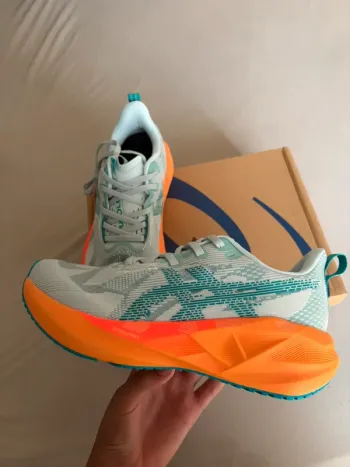 Asics Novablast 5 bike usato