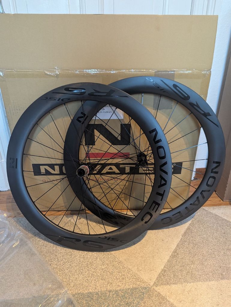 Used Novatec R6 LRS 700c HG Wheelset bike — image 1 of 8