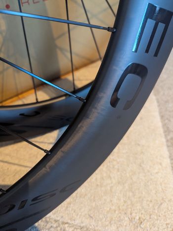 Used Novatec R6 LRS 700c HG Wheelset bike — image 2 of 8