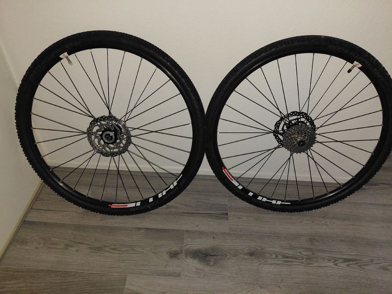 Used Alexrims SD20 Rim 20-inch bike — image 1 of 4