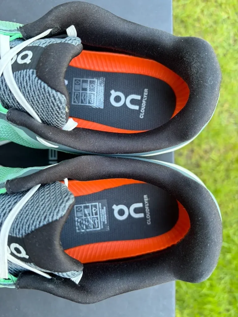 On Running Cloud bike usato — immagine 7 di 9