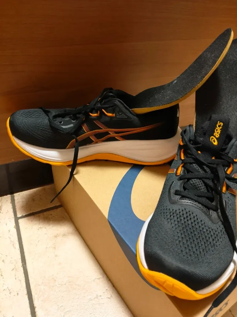 Gebrauchtes Asics Gel-Cumulus 28 bike — Bild 2 von 8