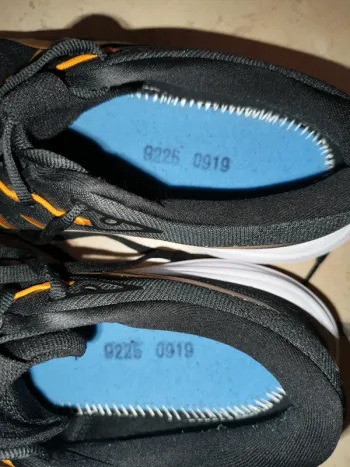 Gebrauchtes Asics Gel-Cumulus 28 bike — Bild 8 von 8