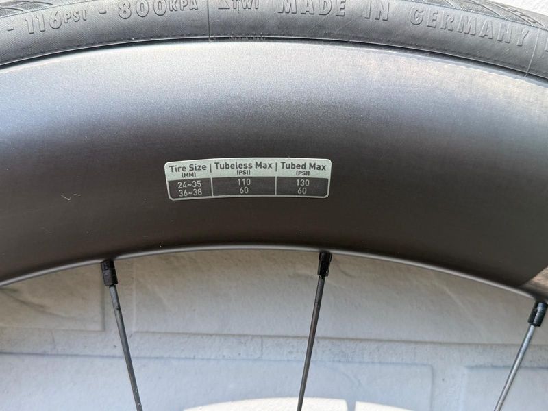 Used Roval Rapide CLII bike — image 8 of 10