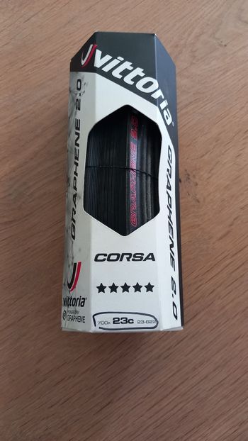 Używany Vittoria corsa Graphene 2.0 23c 2026 bike