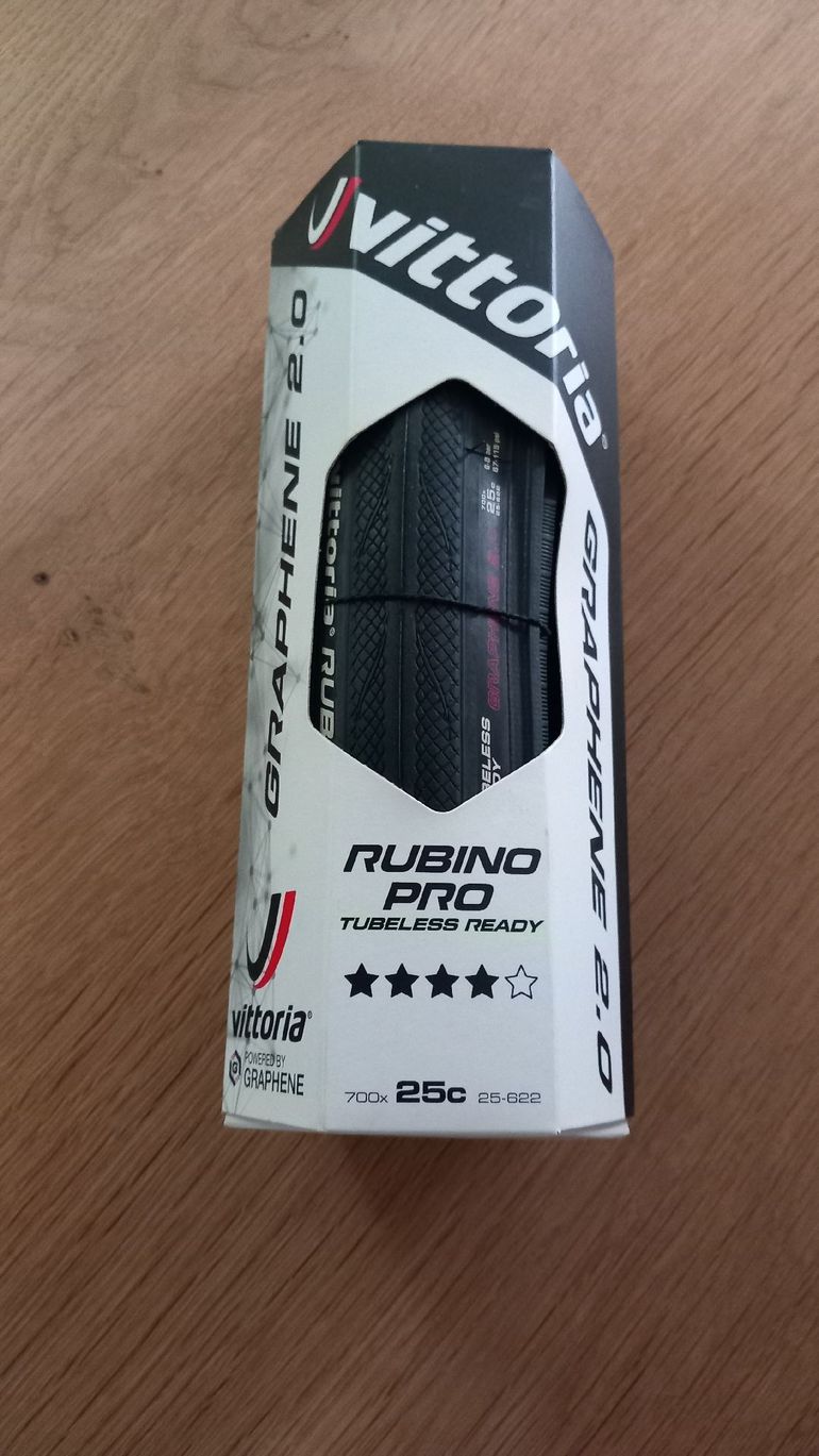 Used Vittoria Rubino Pro G2.0 25c tubeless ready 2026 bike — image 1 of 4
