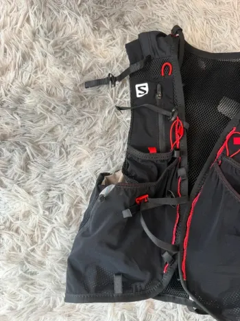 Used Salomon Running Hydration Vest XS/S bike — image 3 of 9